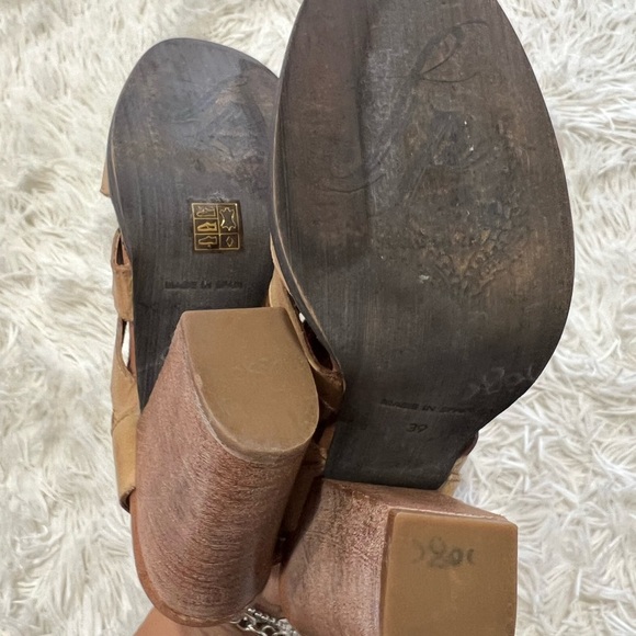 Free People Hayes Heeled Leather Booties - Size 39 US 8.5 - Picture 7 of 11